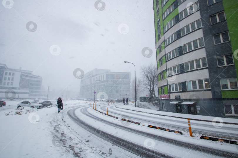 Скачать Беларусь, Минск - 07 февраля, Метель на улицах города фотосток Ozero