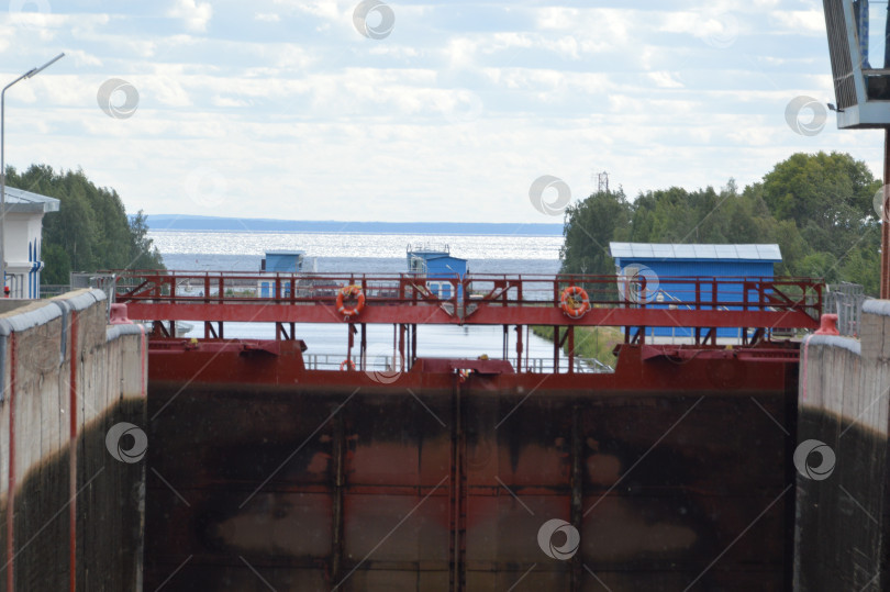 Скачать Шлюз номер два Беломорско-Балтийского канала фотосток Ozero
