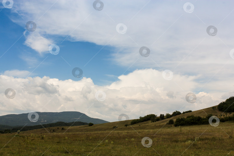 Скачать Небо над горами. фотосток Ozero