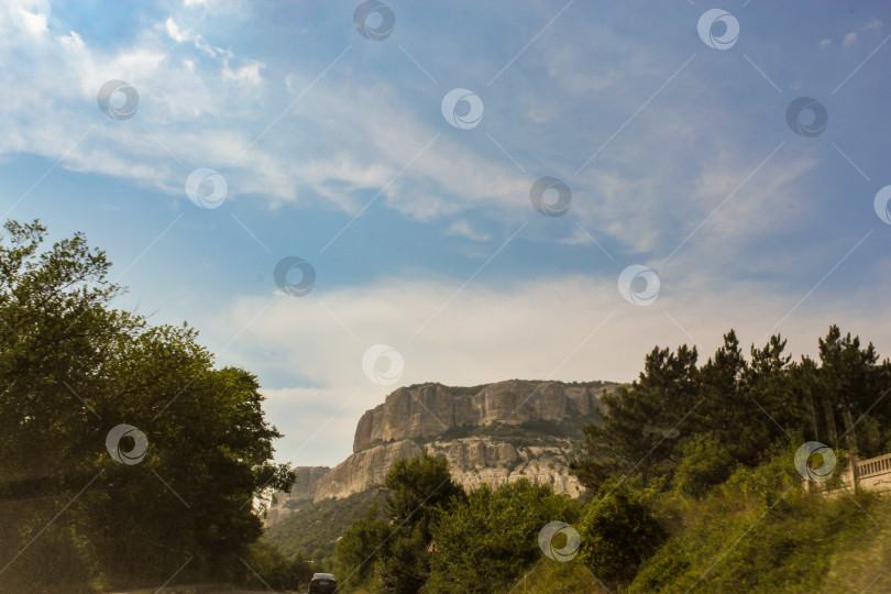 Скачать Дорога в горах. фотосток Ozero