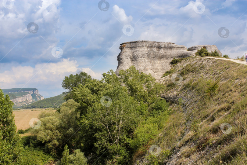 Скачать Живописный крымский пейзаж. фотосток Ozero