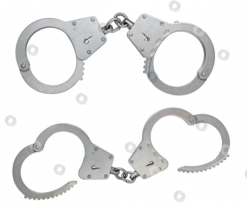 Скачать Изолированные металлические открытые и закрытые наручники фотосток Ozero