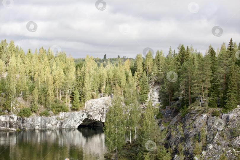 Скачать Парк отдыха горная рускеала, мраморный карьер, Карелия. фотосток Ozero