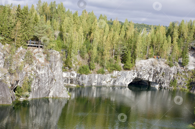 Скачать Парк отдыха горная рускеала, мраморный карьер, Карелия фотосток Ozero