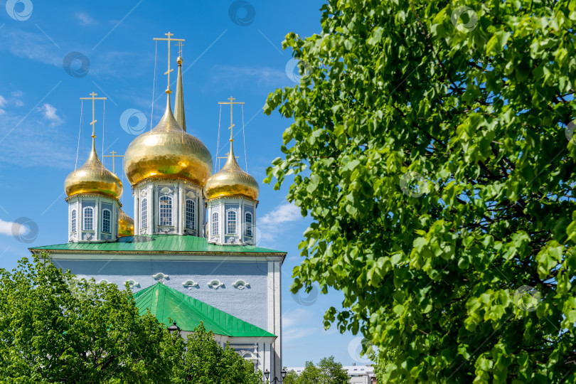 Скачать Каменная крепость в центре Тулы - это Тульский кремль. Успенский собор. Россия. Тула. фотосток Ozero