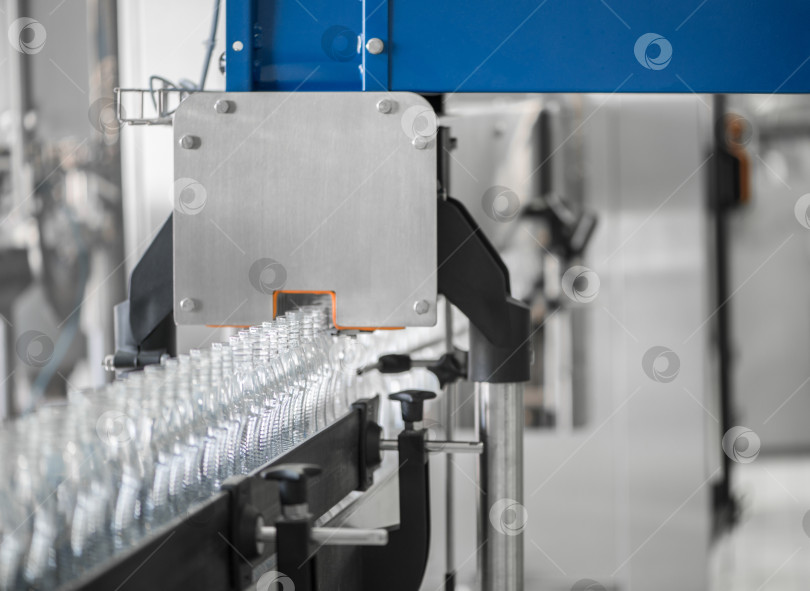 Скачать оборудование на молочном заводе фотосток Ozero