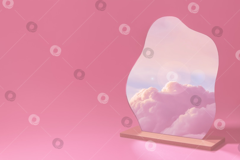 Скачать креативная композиция. зеркало на розовом фоне, облака отражаются в зеркале на закате фотосток Ozero