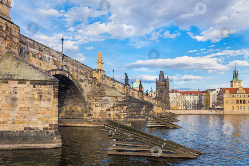 Скачать Пражский Карлов мост фотосток Ozero