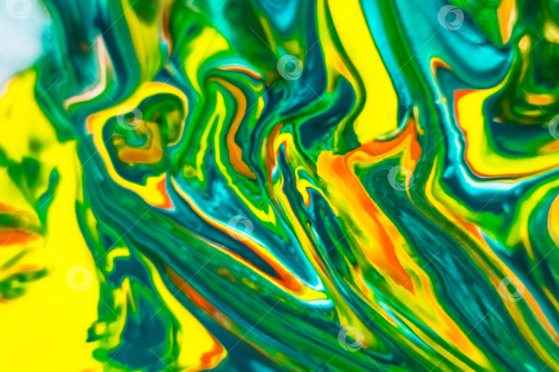 Скачать Абстрактный фон цветной краски, смешивающейся в воде, крупным планом фотосток Ozero