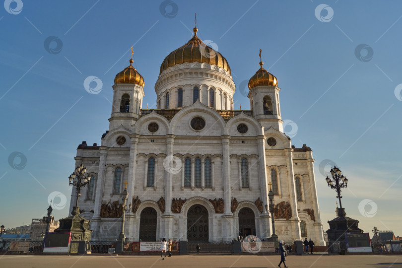 Скачать Москва, Россия - 25 октября 2014 года: Храм Христа Спасителя. фотосток Ozero