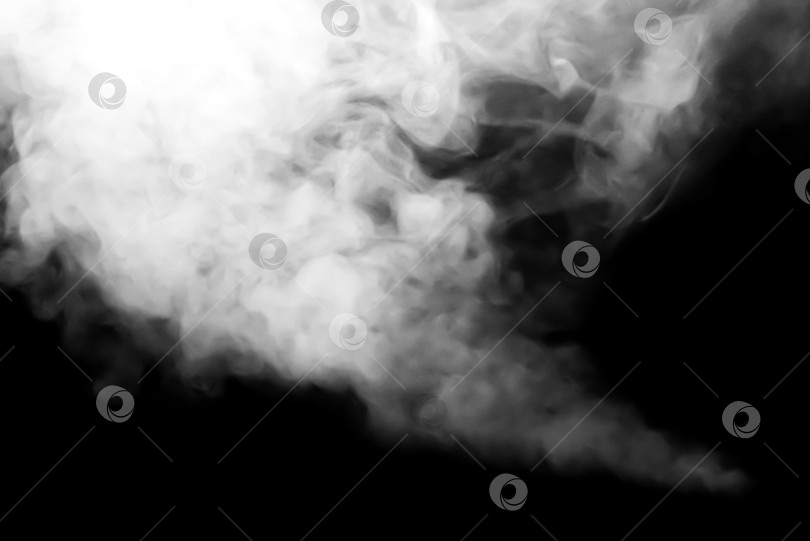 Скачать Облако белого дыма на черном фоне фотосток Ozero
