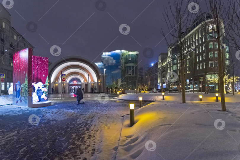 Скачать Вестибюль станции метро "Красные ворота".  Москва, Россия. фотосток Ozero