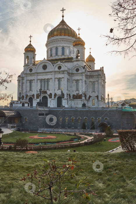 Скачать Москва, Россия - 25 октября 2014 года: Храм Христа Спасителя. фотосток Ozero