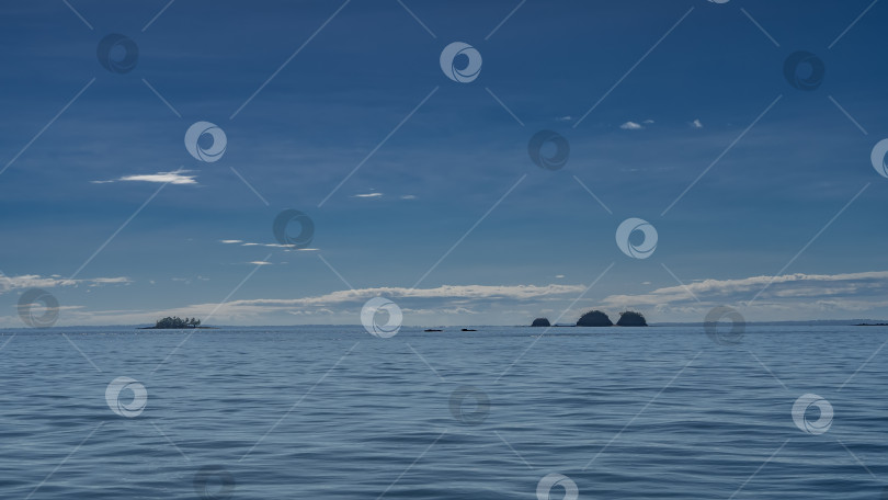 Скачать Безмятежный морской пейзаж. фотосток Ozero