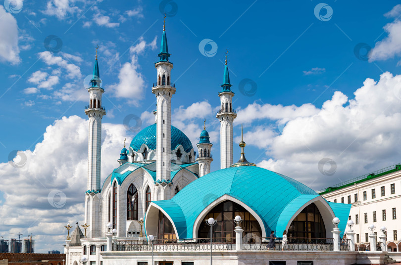 Скачать Вид на мечеть Кул-Шариф (город Казань, Республика Татарстан, Россия) фотосток Ozero
