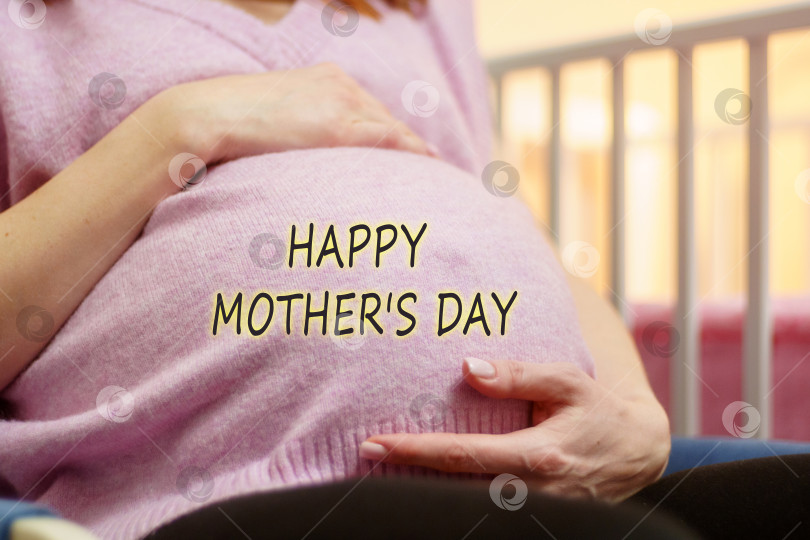 Скачать Празднование материнства, Радостное предвкушение будущих матерей в День матери фотосток Ozero