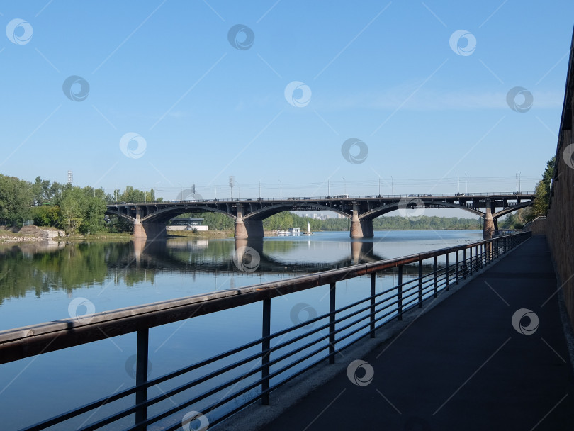 Скачать Набережная Красноярск абаканская протока правый берег фотосток Ozero