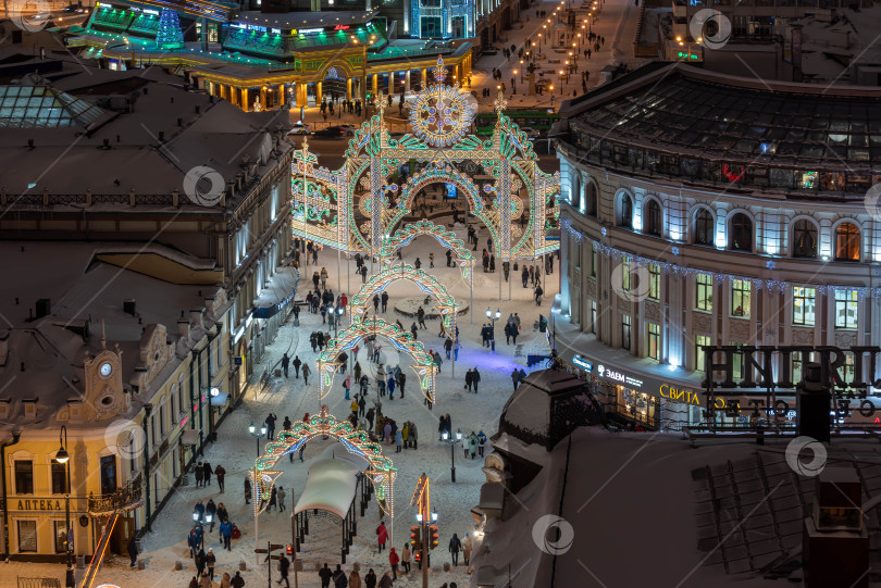 Скачать Вид на улицу Баумана с колокольни Богоявленского собора фотосток Ozero