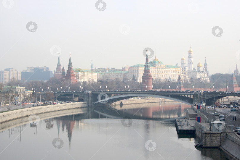 Скачать Москва. Кремль. Большой Каменный мост фотосток Ozero