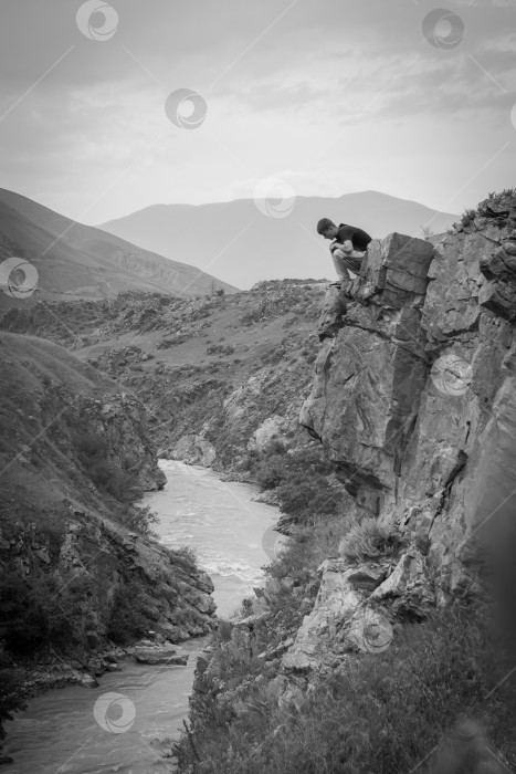 Скачать Избирательный фокус. Шум и зернистость как часть композиции. фотосток Ozero