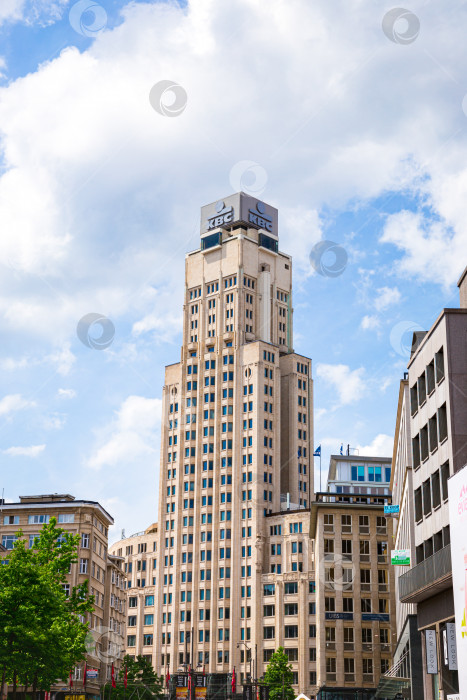 Скачать Башня KBC Tower в Антверпене фотосток Ozero