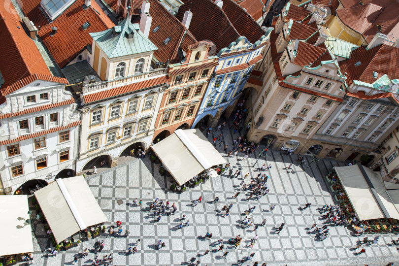 Скачать Староместская площадь в Праге выше фотосток Ozero