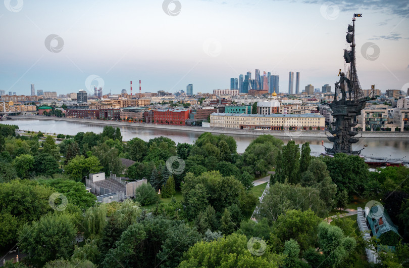 Скачать Достопримечательности российской столицы фотосток Ozero