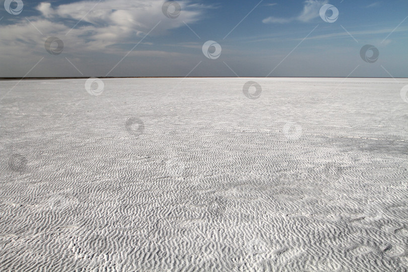 Скачать Озеро Эльтон в Волгоградской области. фотосток Ozero