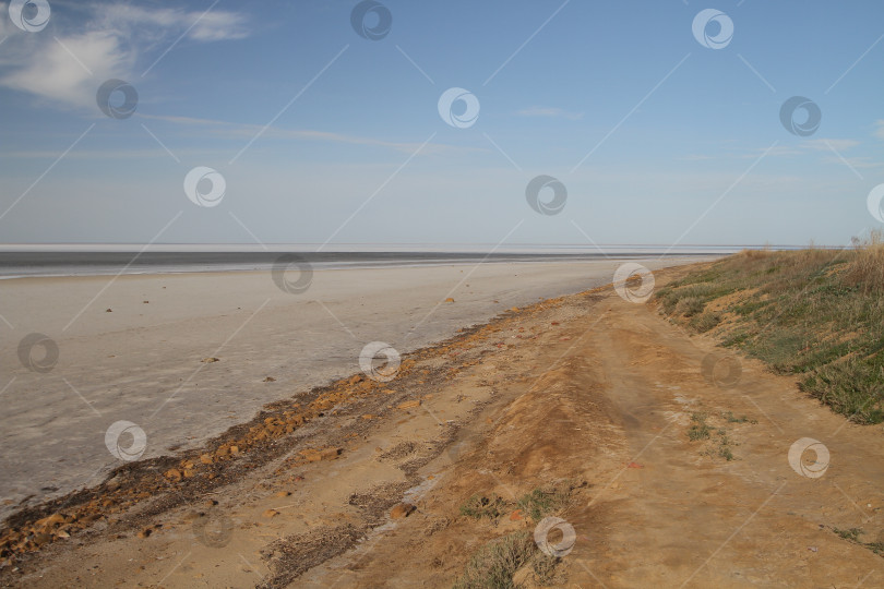 Скачать Солёное озеро Эльтон  в Волгоградской области. фотосток Ozero