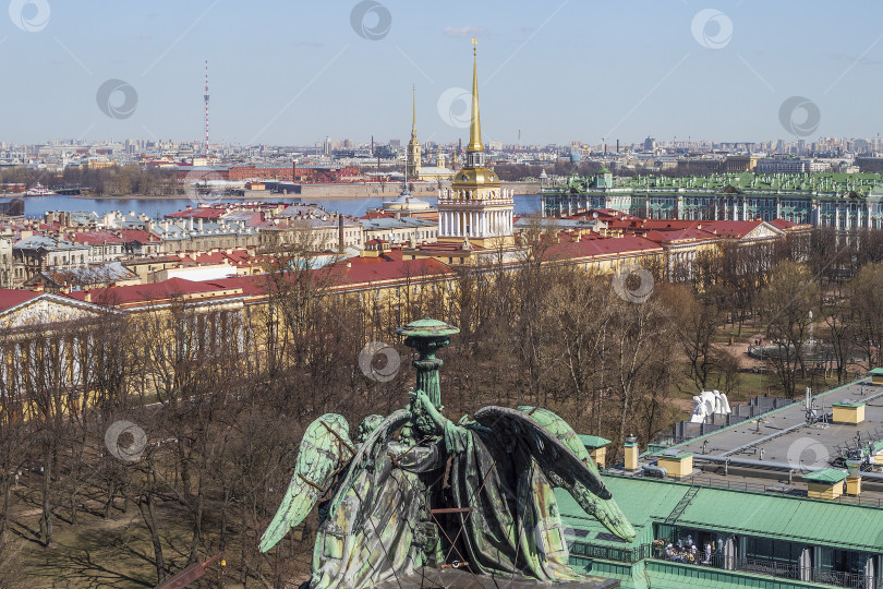 Скачать Панорамный вид сверху на Санкт-Петербург. фотосток Ozero