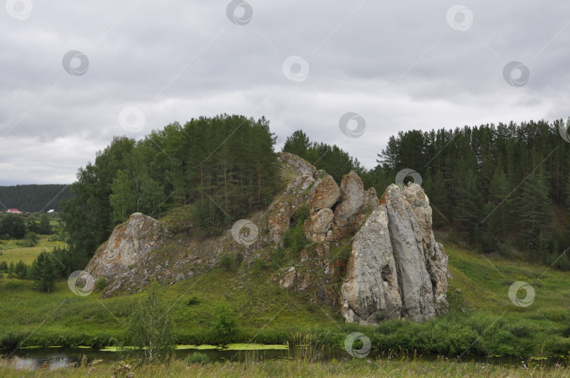 Скачать Кашинское городище на реке Кунаре летом фотосток Ozero