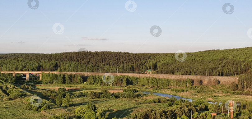 Скачать Вид с высоты на железнодорожный мост фотосток Ozero