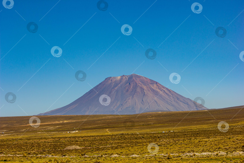 Скачать Вулкан Мисти в Перу фотосток Ozero