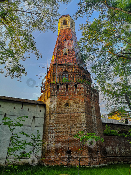 Скачать Соляная башня Симонова монастыря фотосток Ozero