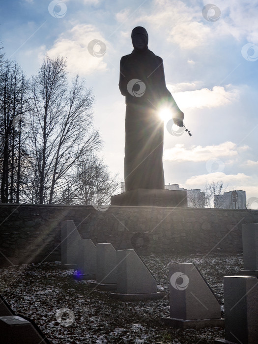 Скачать Памятник - траурная церемония. Город Пермь, Пермский край, Россия, 23.10.2020 фотосток Ozero