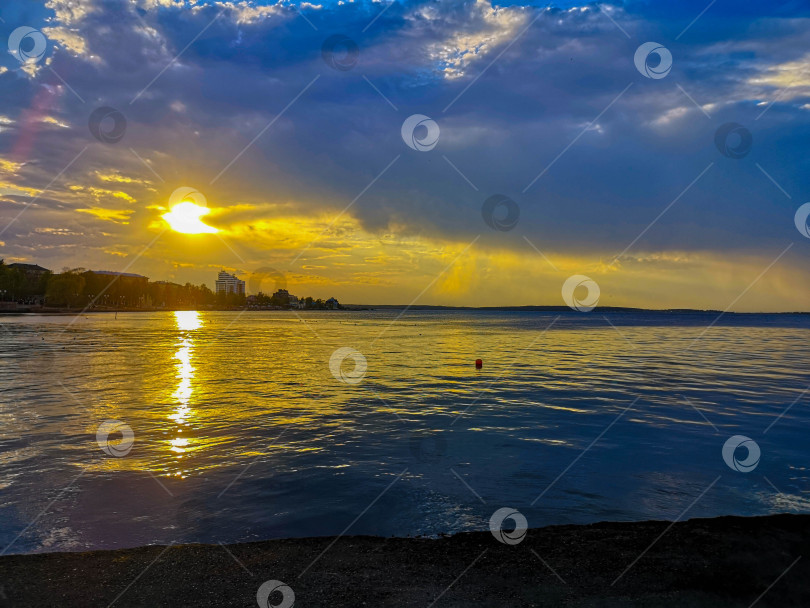 Скачать Закат в Петрозаводске фотосток Ozero