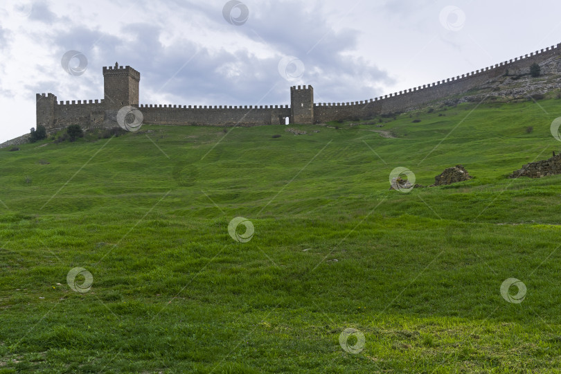 Скачать Генуэзская крепость в Судаке, Крым. фотосток Ozero