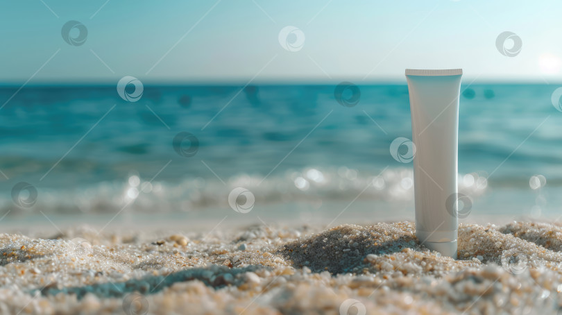 Скачать Тюбик солнцезащитного лосьона на песчаном пляже, океан на фоне пустого пространства. Концепция летней защиты кожи, солнцезащитный крем для безопасного принятия солнечных ванн, предметы первой необходимости для пляжного отдыха. Поколение искусственного интеллекта фотосток Ozero