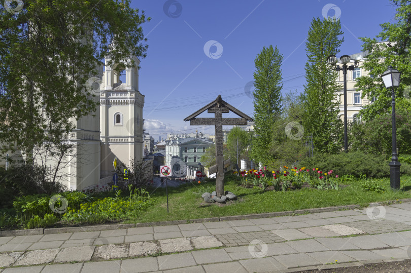 Скачать Деревянный православный крест. Москва, Россия фотосток Ozero