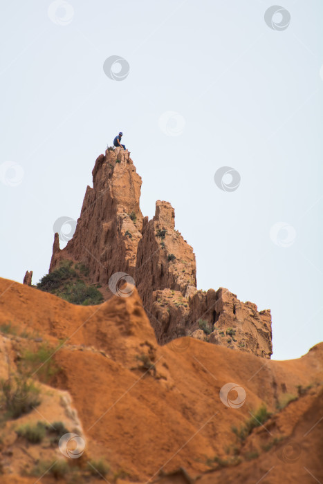 Скачать Коньонская сказка на южном берегу Иссыккуля, выборочный показ фотосток Ozero